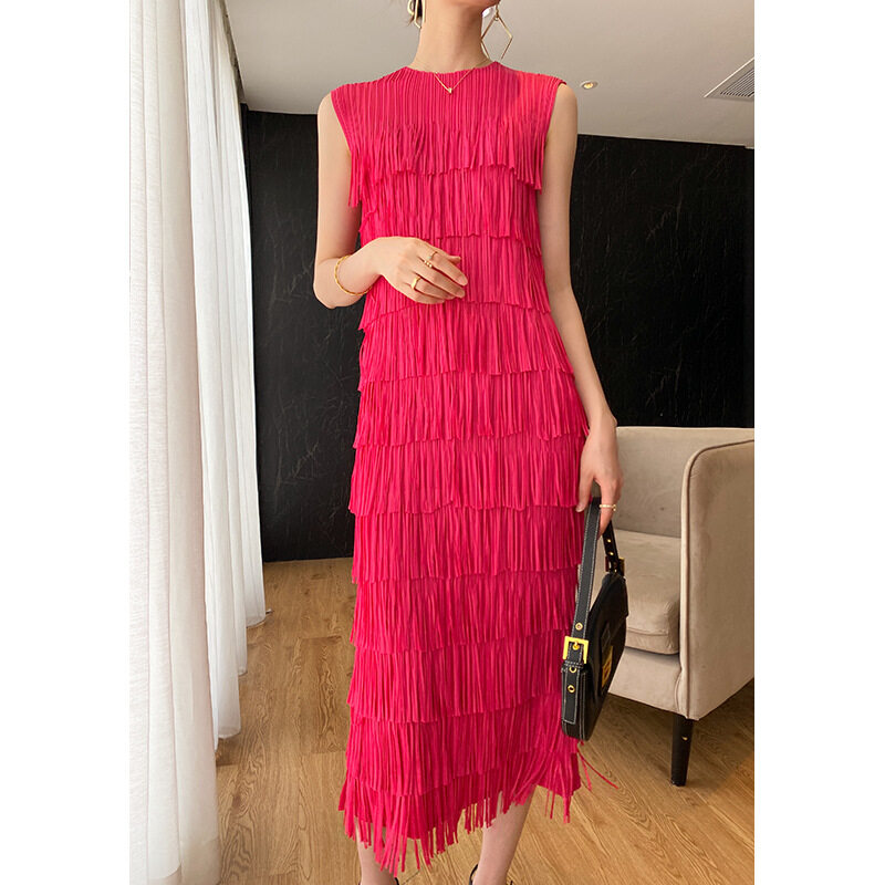 Sunya 1. Miyake pleated dress female temperament fashion solid color sleeveless slim slimming tassel dress